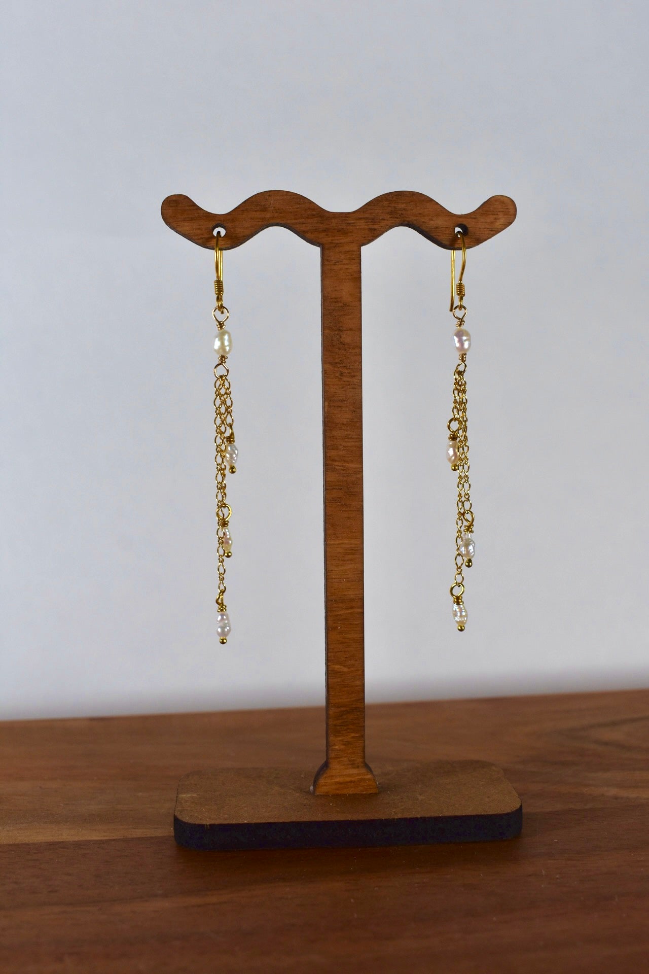 Dangle Pearl Earrings