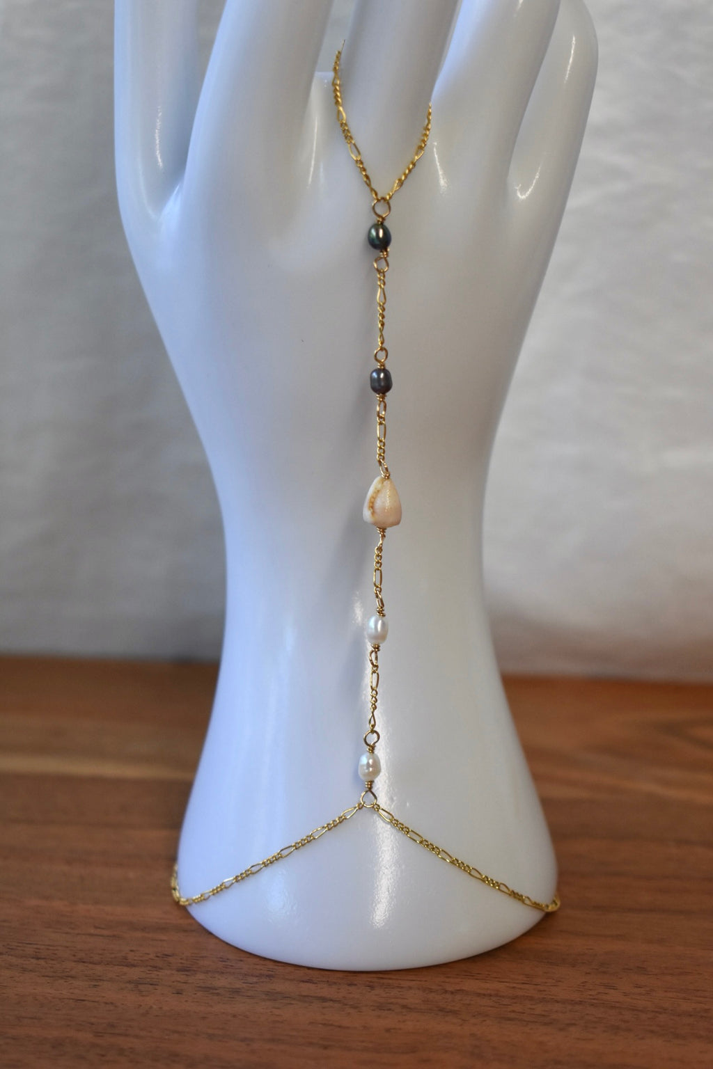 Hand Chain 4