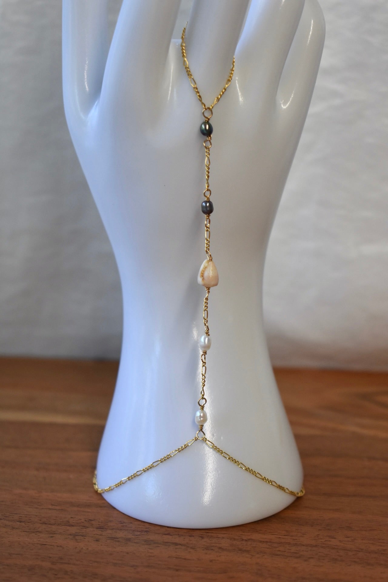 Hand Chain 4