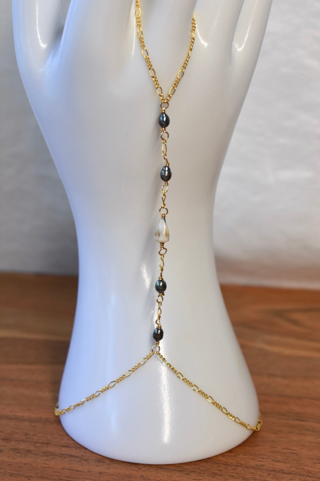 Hand Chain 1