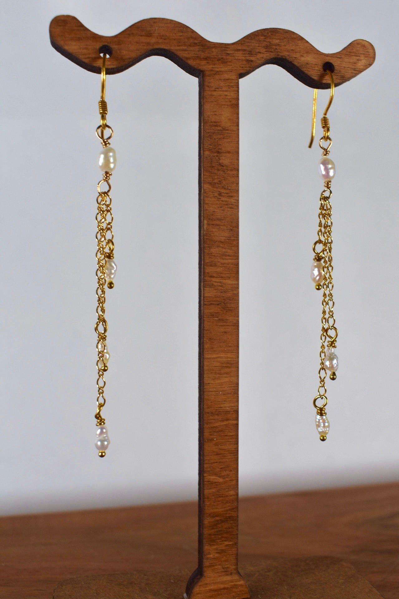 Dangle Pearl Earrings