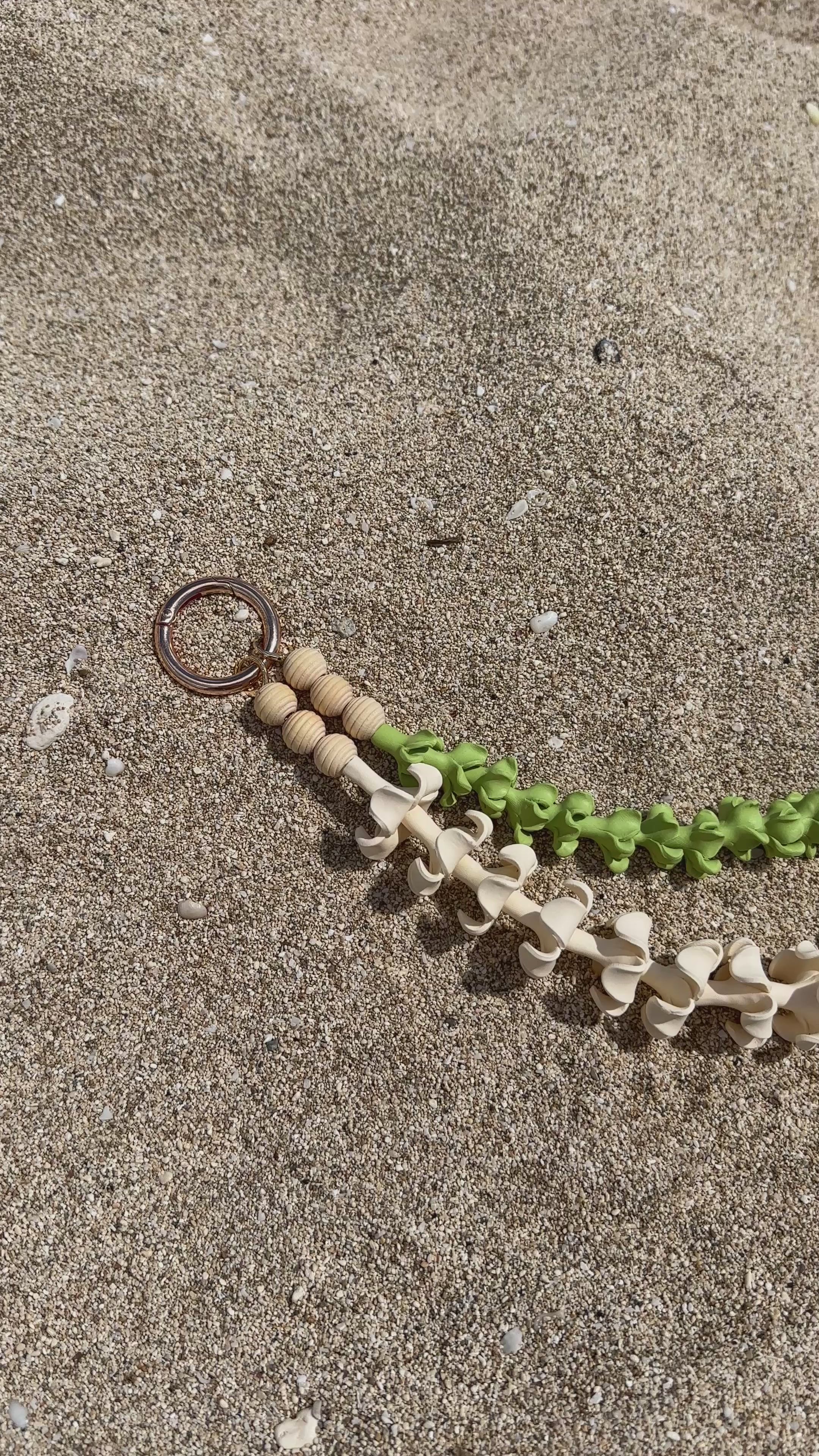 Double Strand Purse Lei